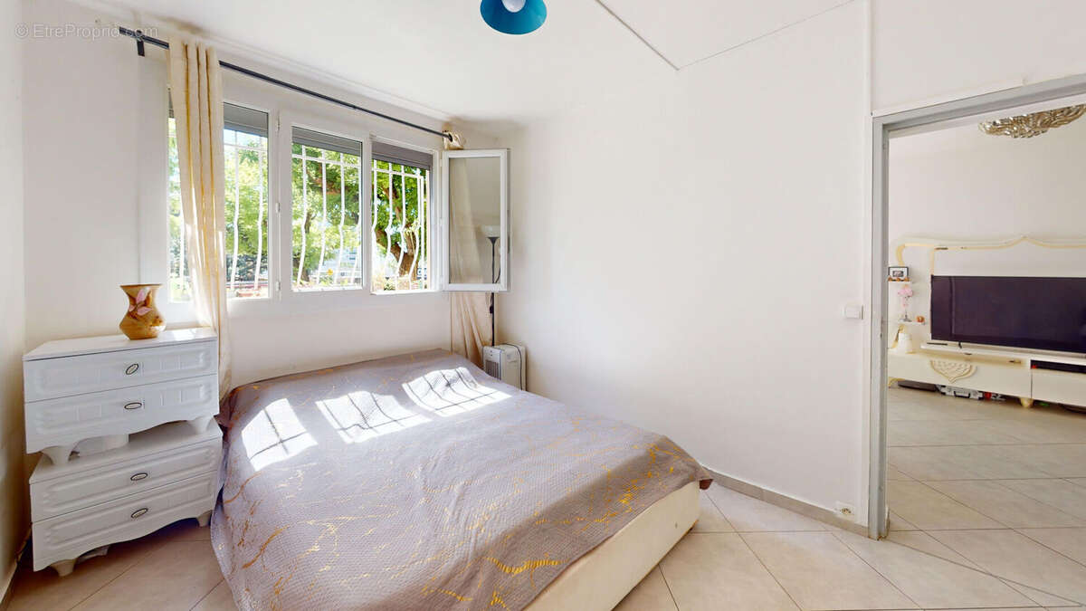 Appartement à MARSEILLE-13E