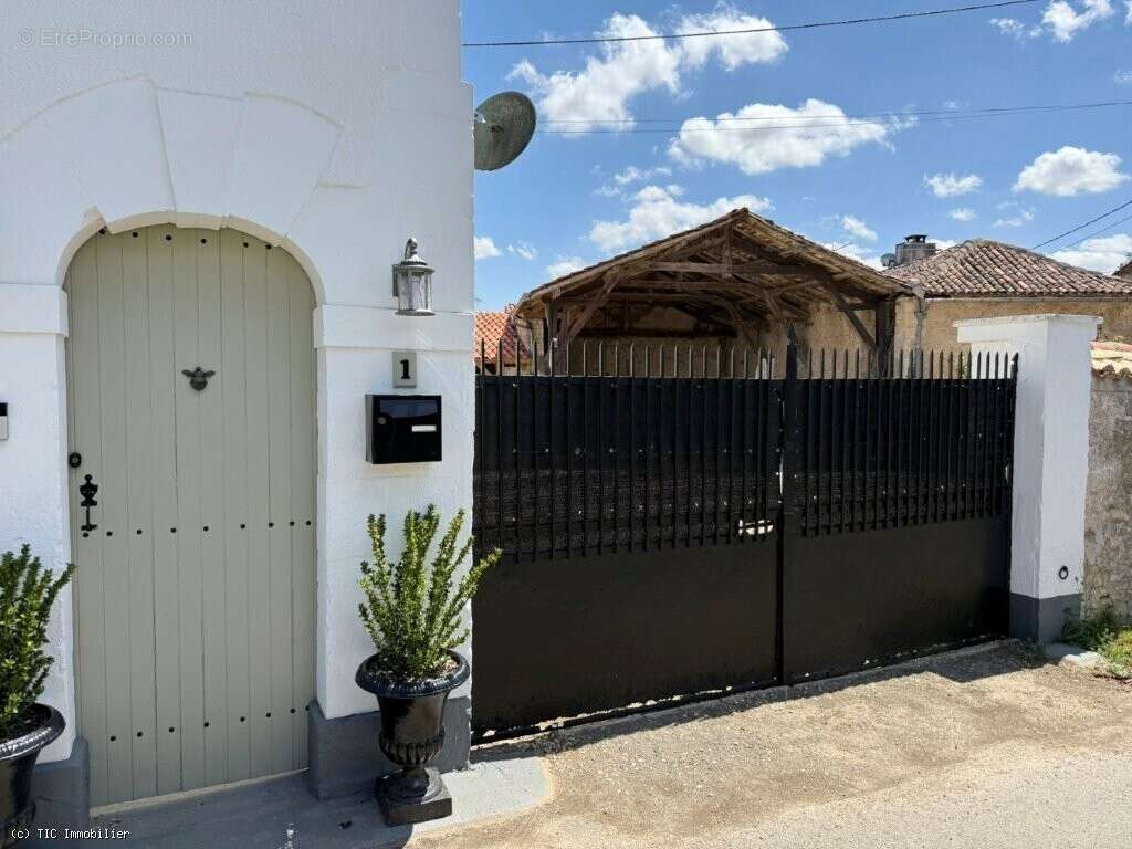 Maison à CIVRAY