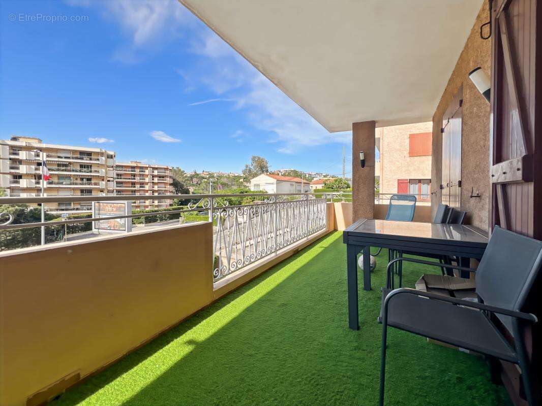 Appartement à SAINT-RAPHAEL