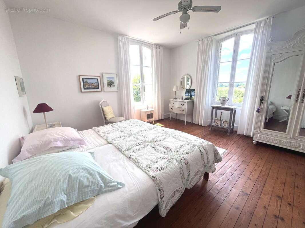 Maison 6 pièces 227 m² à vendre à Razac-D'eymet (24500) - photo 6
