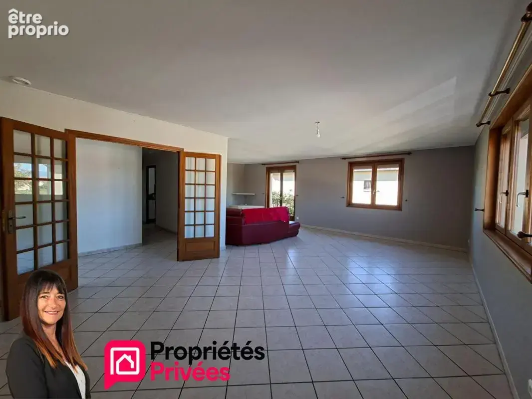 Maison Le Coteau 177 m² -  Beaux espaces - photo 7