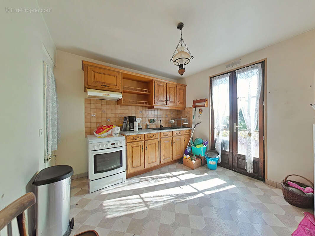 Maison à FONTENAY-LE-FLEURY