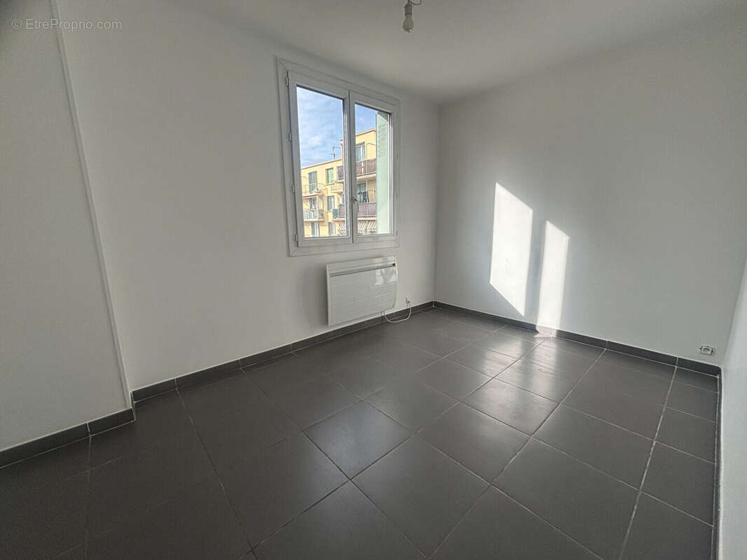 Appartement à MARSEILLE-14E