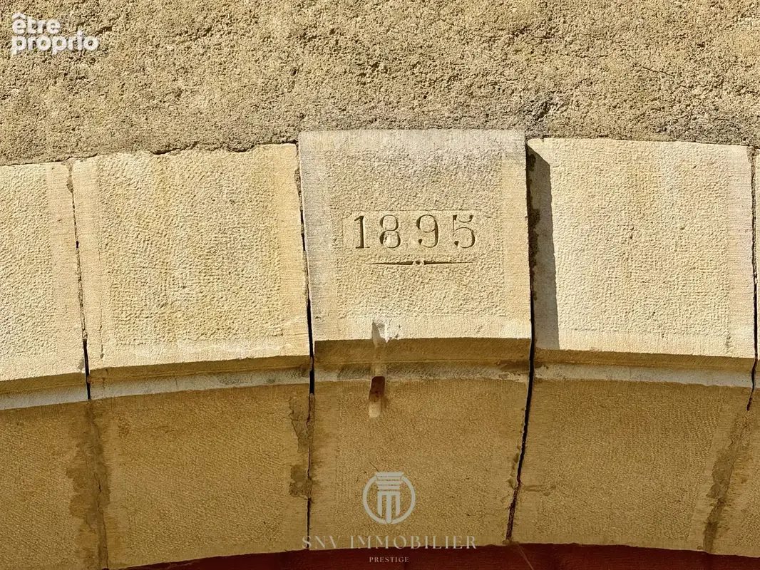 Propriété rare avec maison de maître, corps de fermé loué, tourelle et de nombreuses dépendances - photo 20