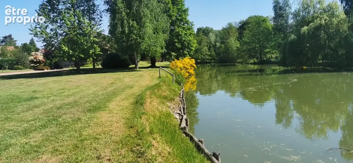 Maison traditionnelle  et un tres bel etang de plus de 4000m² - photo 18
