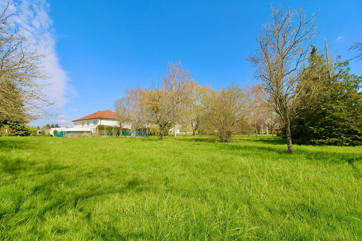 Maison à BOUZONVILLE