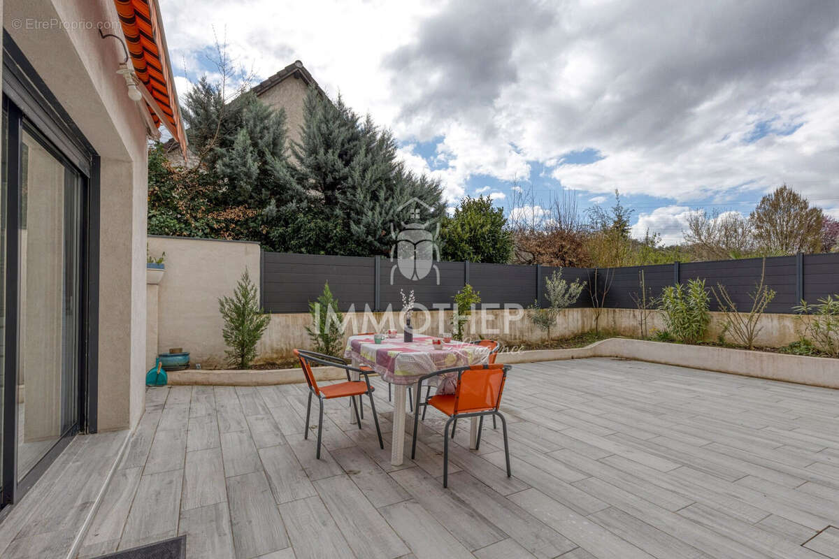 Appartement à EYBENS
