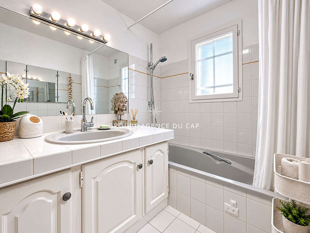 A vendre villa vue mer de plain pied aux issambres de 111m² avec 3 chambres piscine et garage - photo 11