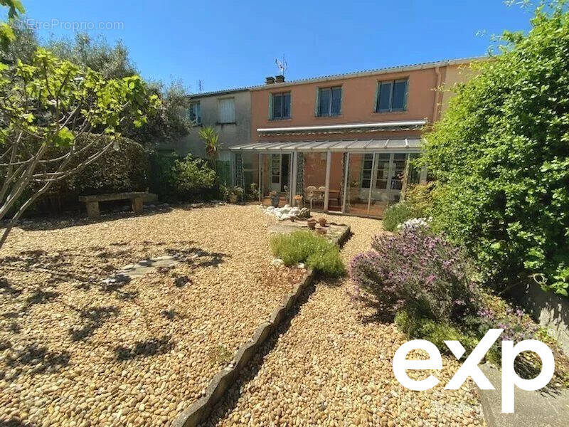 Maison à SAINT-CHRISTOL-LES-ALES