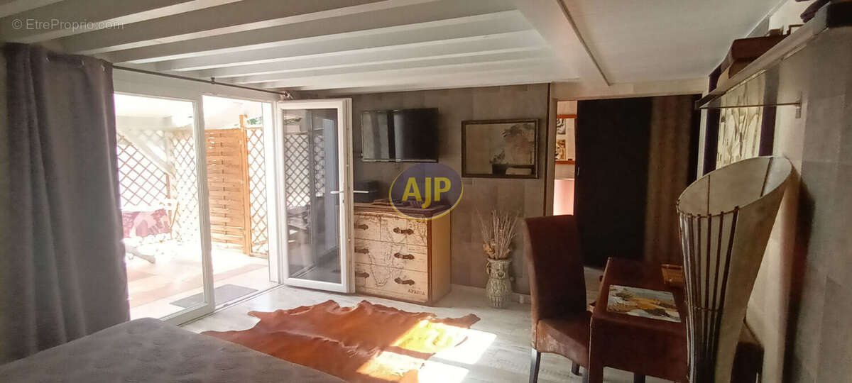 Maison à SAINT-VIVIEN-DE-MEDOC