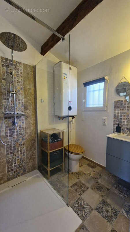 Maison à PERNES-LES-FONTAINES