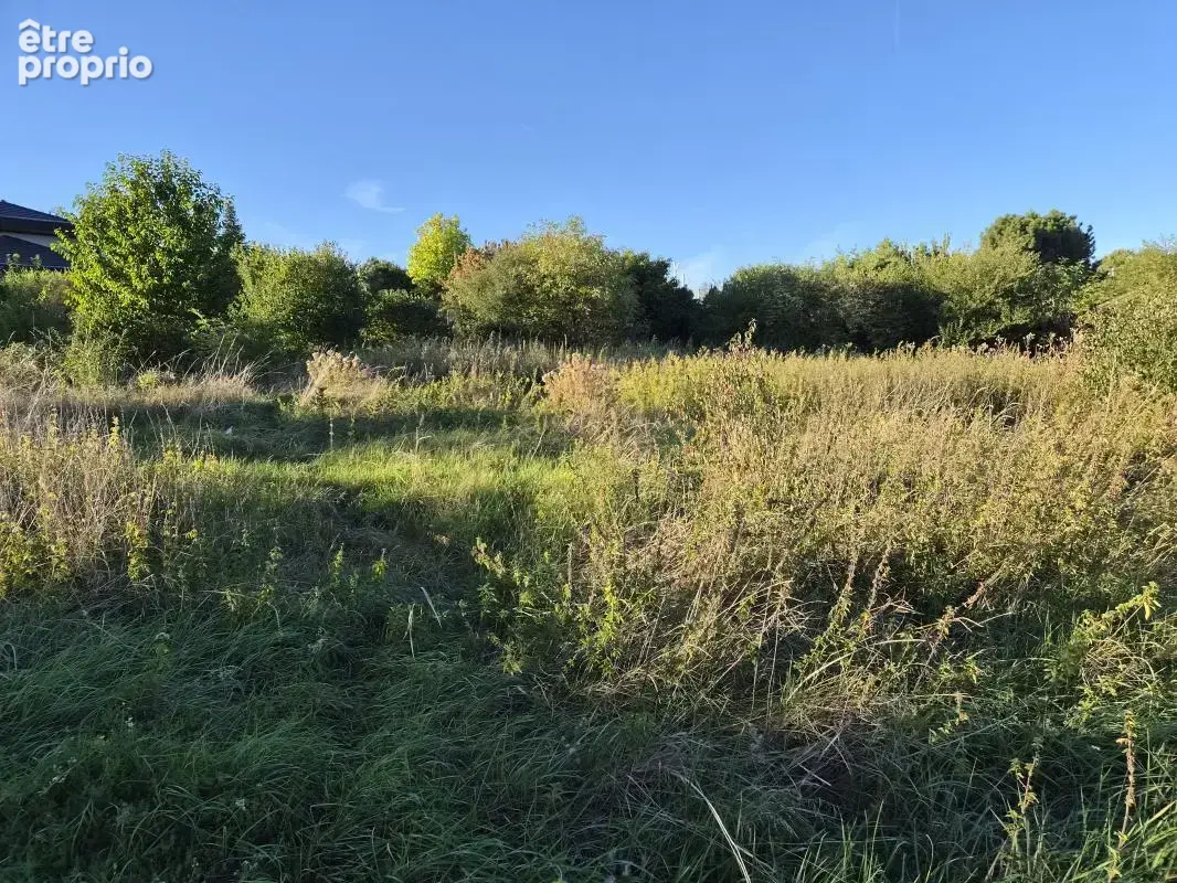 Terrain à VETRAZ-MONTHOUX