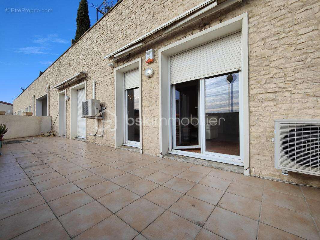 Appartement à MONTREDON-DES-CORBIERES