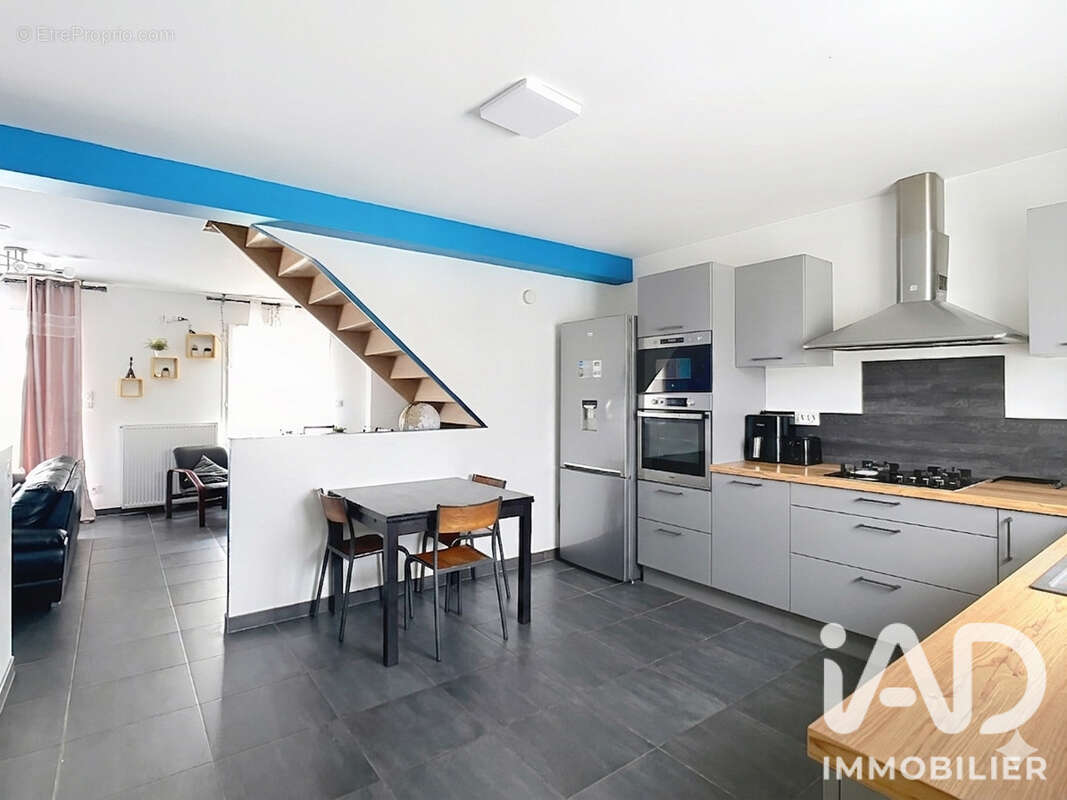 Maison 162 m² à Antony  - photo 3