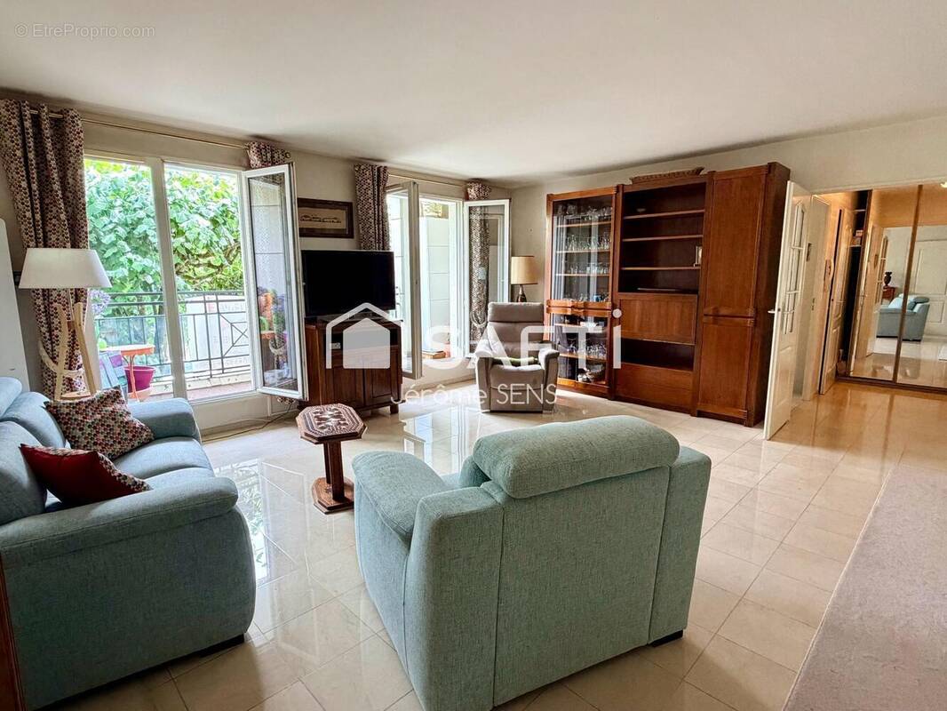 Photo 1 - Appartement à POISSY