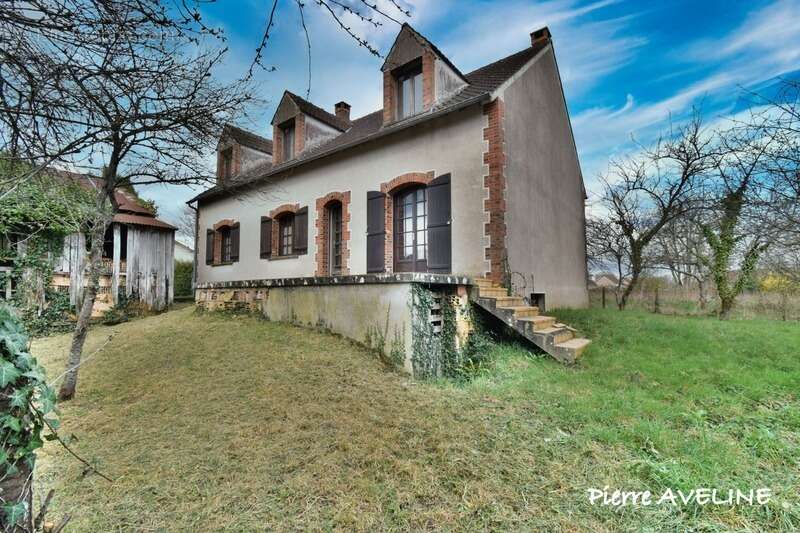 Maison à LA BAZOCHE-GOUET