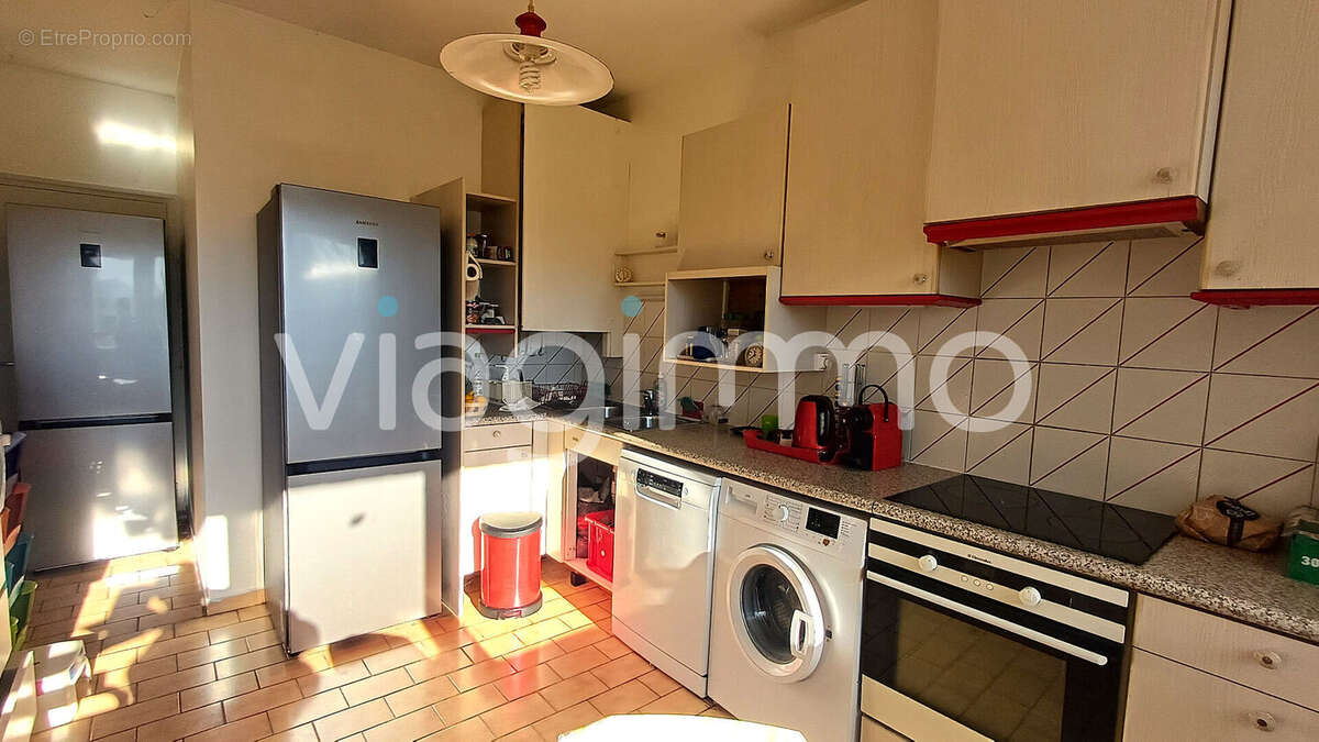 Appartement à MEYLAN