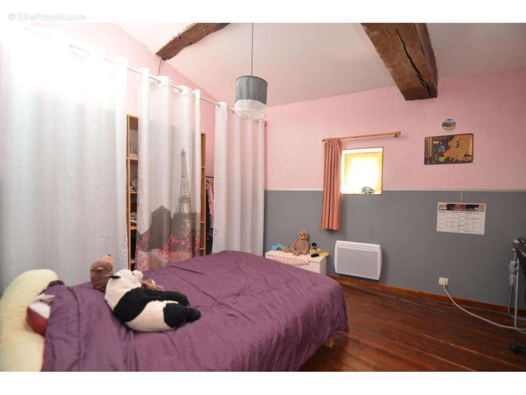 Maison à LA ROQUILLE