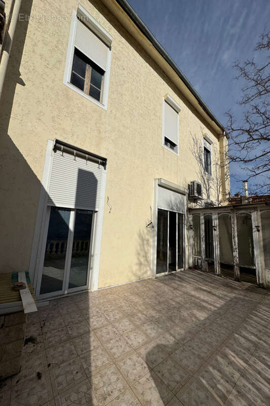 Maison à LEZIGNAN-CORBIERES