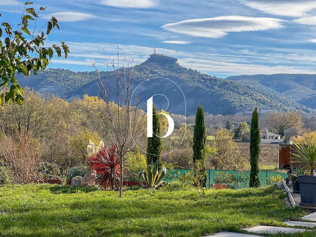 Maison à SAINT-ALBAN-AURIOLLES