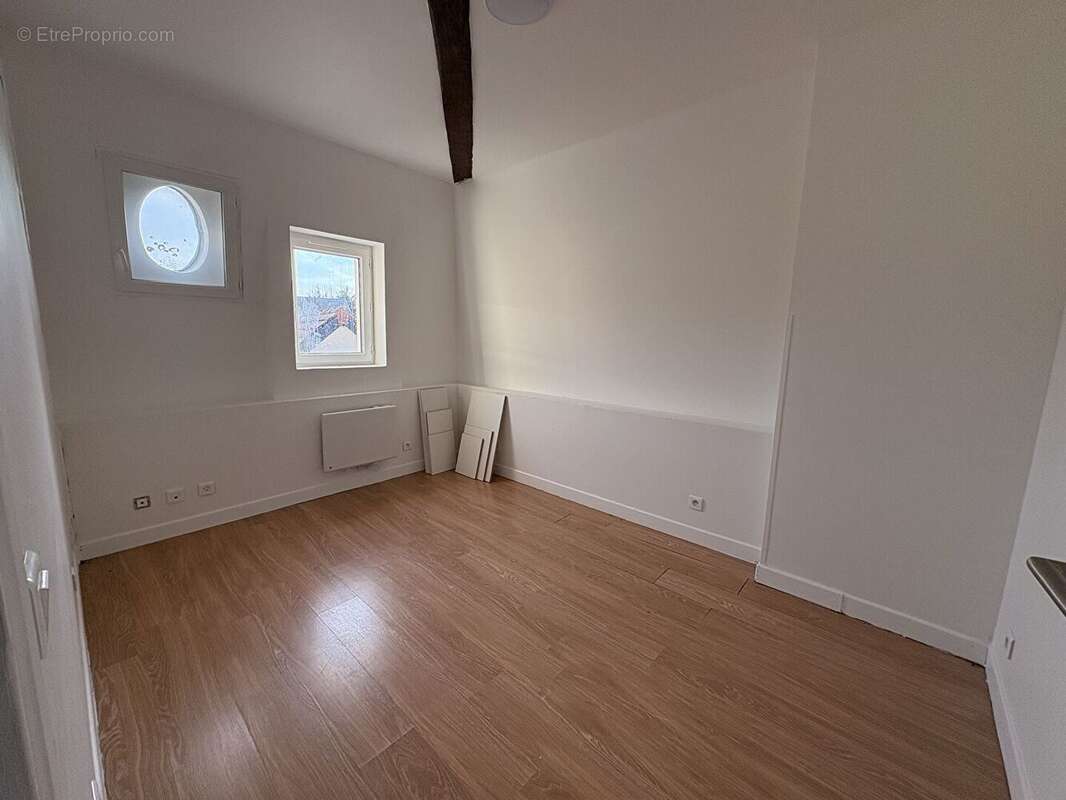 Appartement à SAINTE-GENEVIEVE