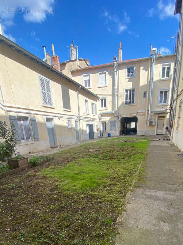 Lyon 8 - Route de Vienne - T2 de charme - 41.45m2 - photo 9