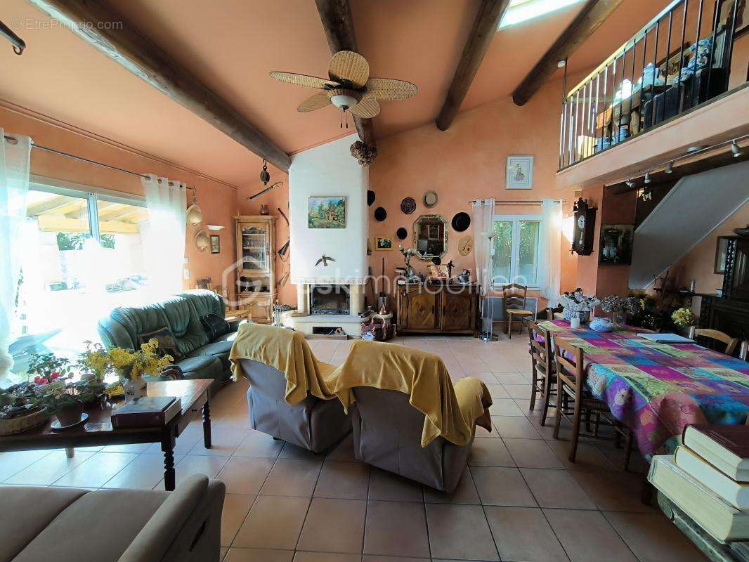 Maison à MASSILLARGUES-ATTUECH