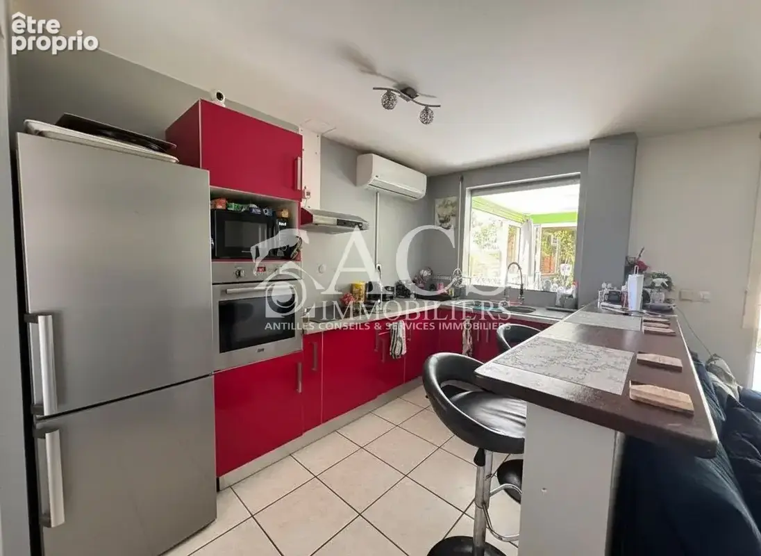 À vendre   appartement t4 en rez-de-chaussée avec terrasse et parkings - photo 4