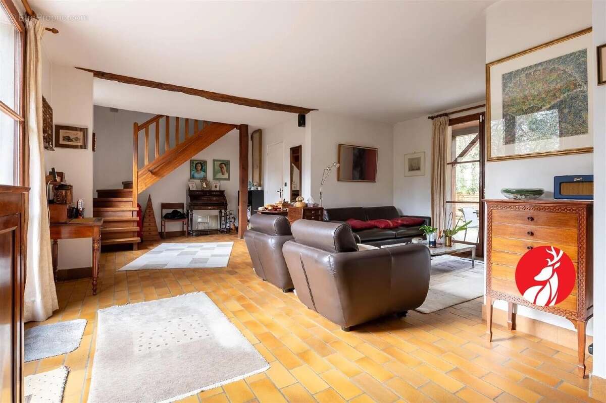Maison à MILLY-LA-FORET