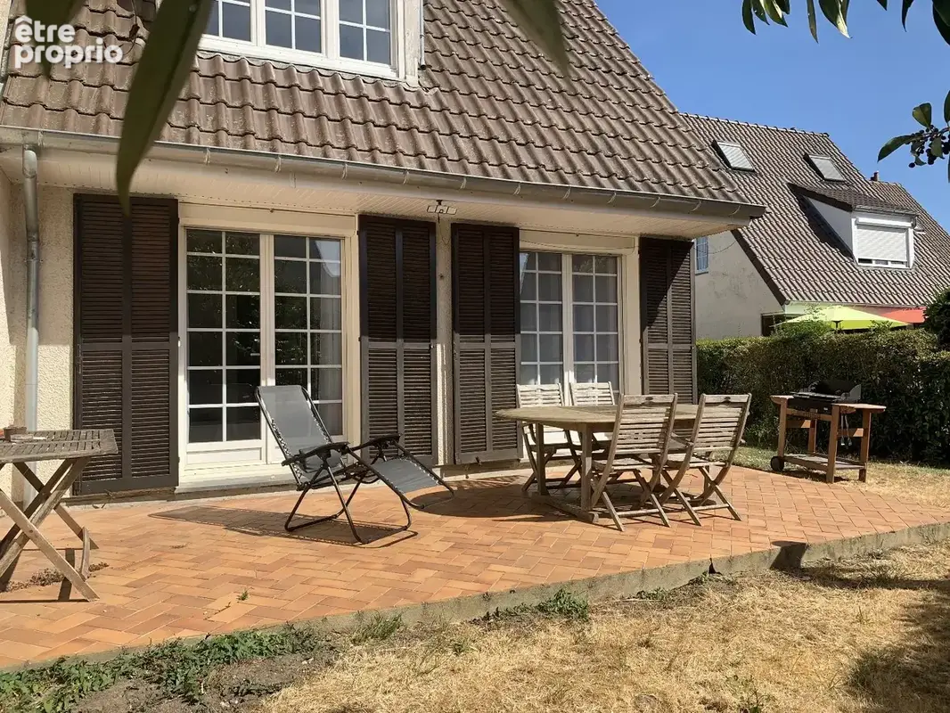 Photo Maison à Breuillet au prix de 299 000€