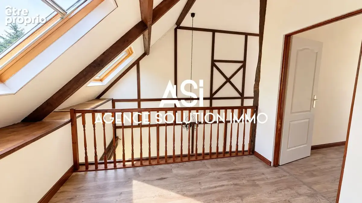 Maison en pierre de 115 m² avec dépendance et terrain de 6 648 m² - photo 9