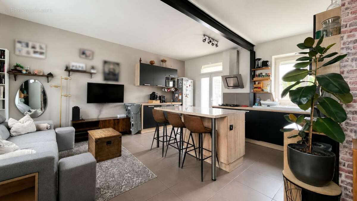 Maison à ETAMPES