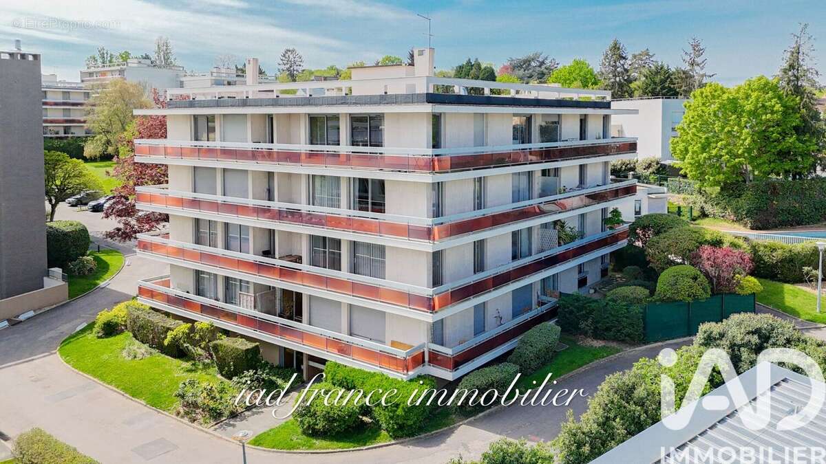 Appartement 131 m² à Marly-Le-Roi  - photo 2