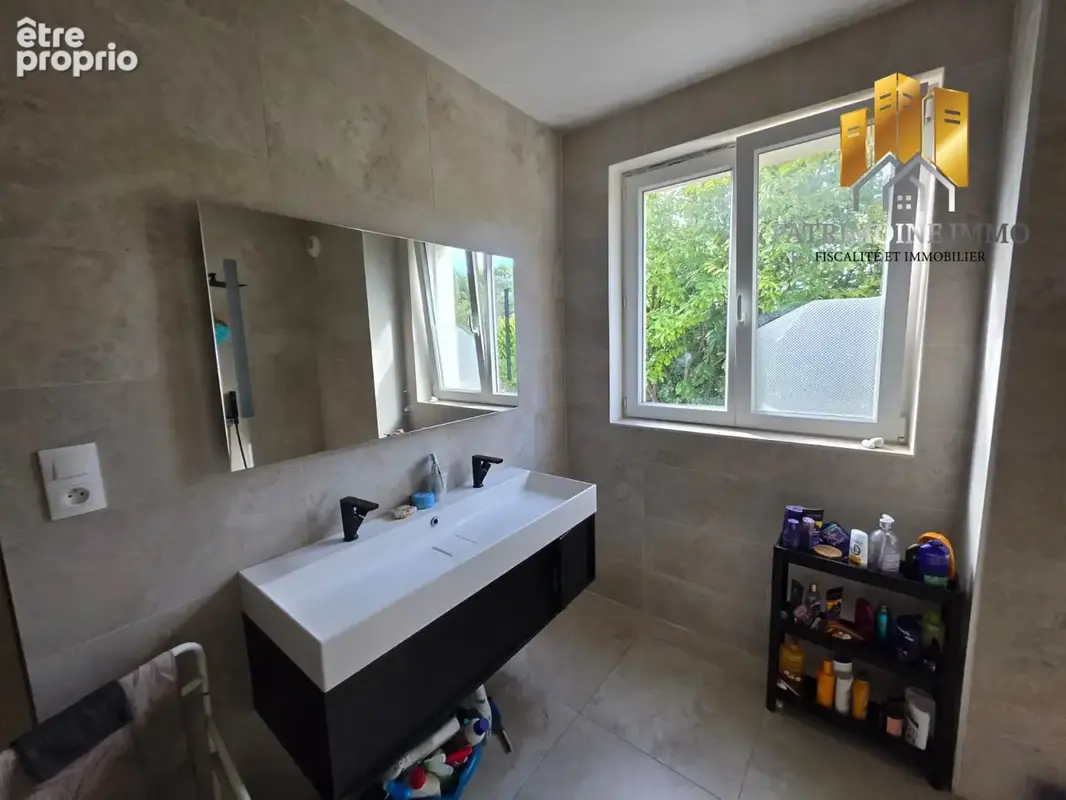 Maison 7 pièces 190 m² à vendre à Ecommoy (72220) - photo 8