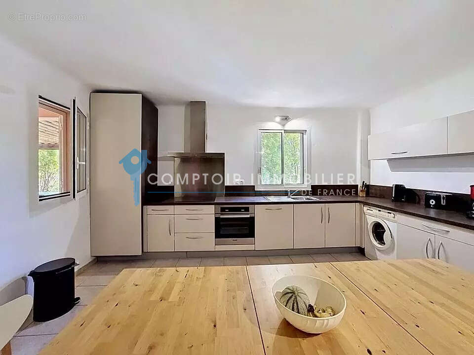 Porto-Vecchio   Appartement avec jardin, à deux pas de Santa Giulia - photo 2