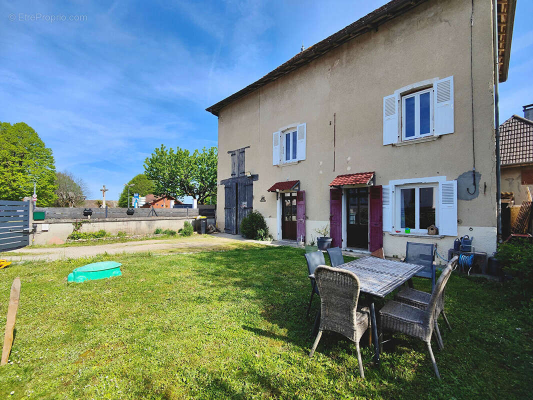 Maison à ROMAGNIEU