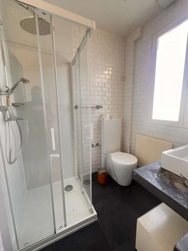 Appartement à PARIS-19E