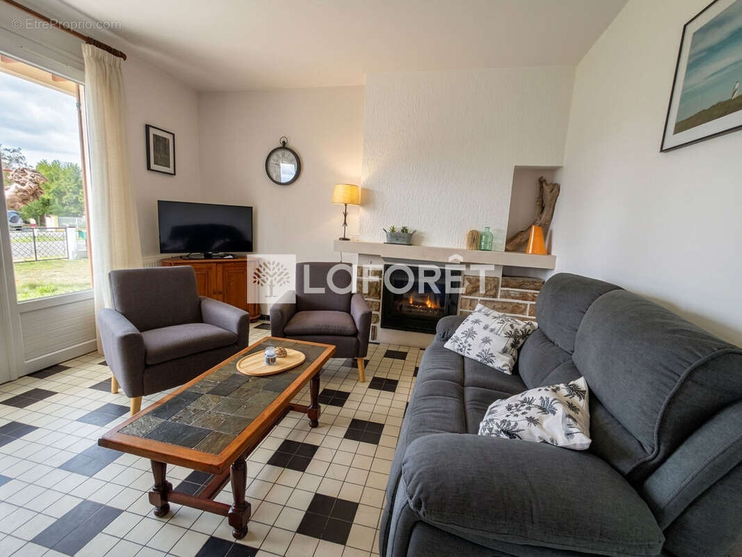 Maison Saint Julien En Born 6 pièce(s) 103 m2 - photo 2