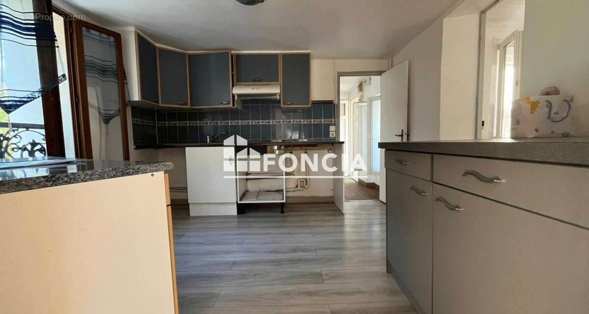 Appartement à SAINT-DENIS