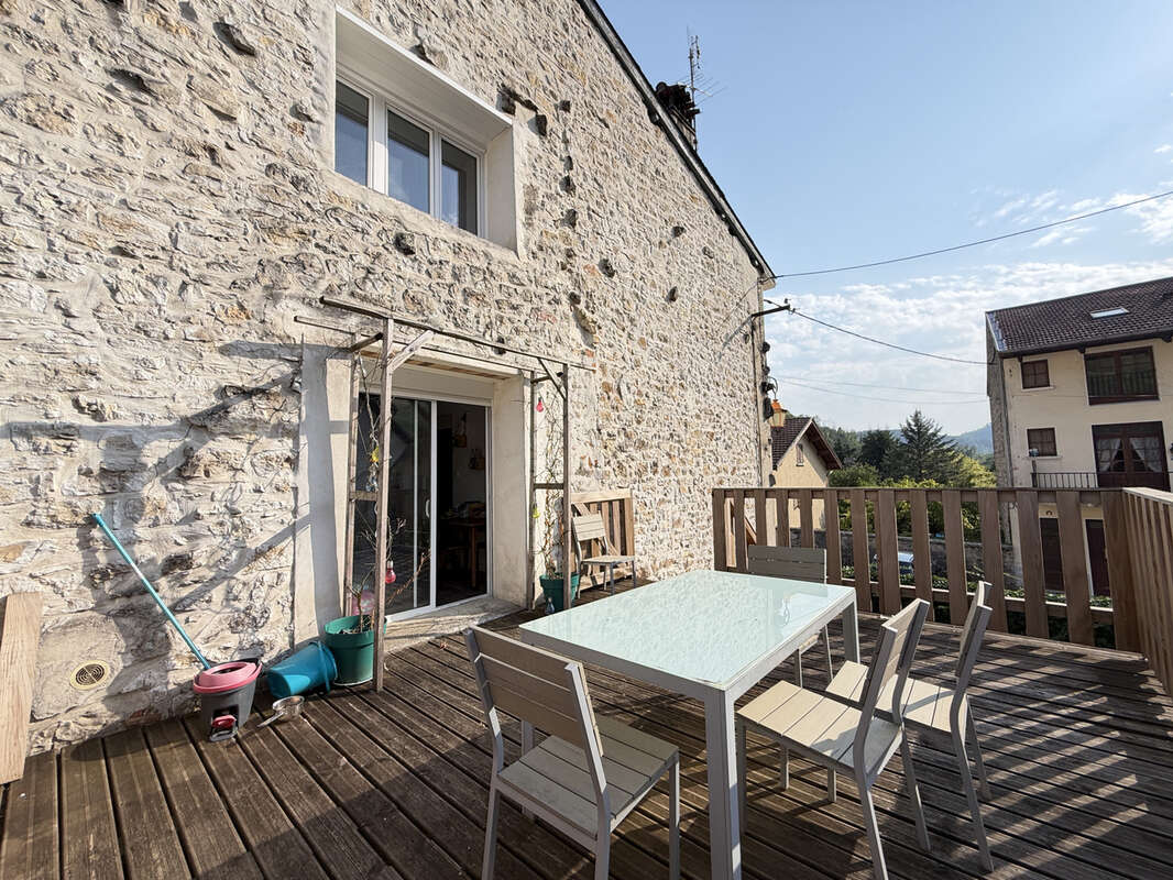 Exclusivité maison en pierre à cerdoon - photo 2