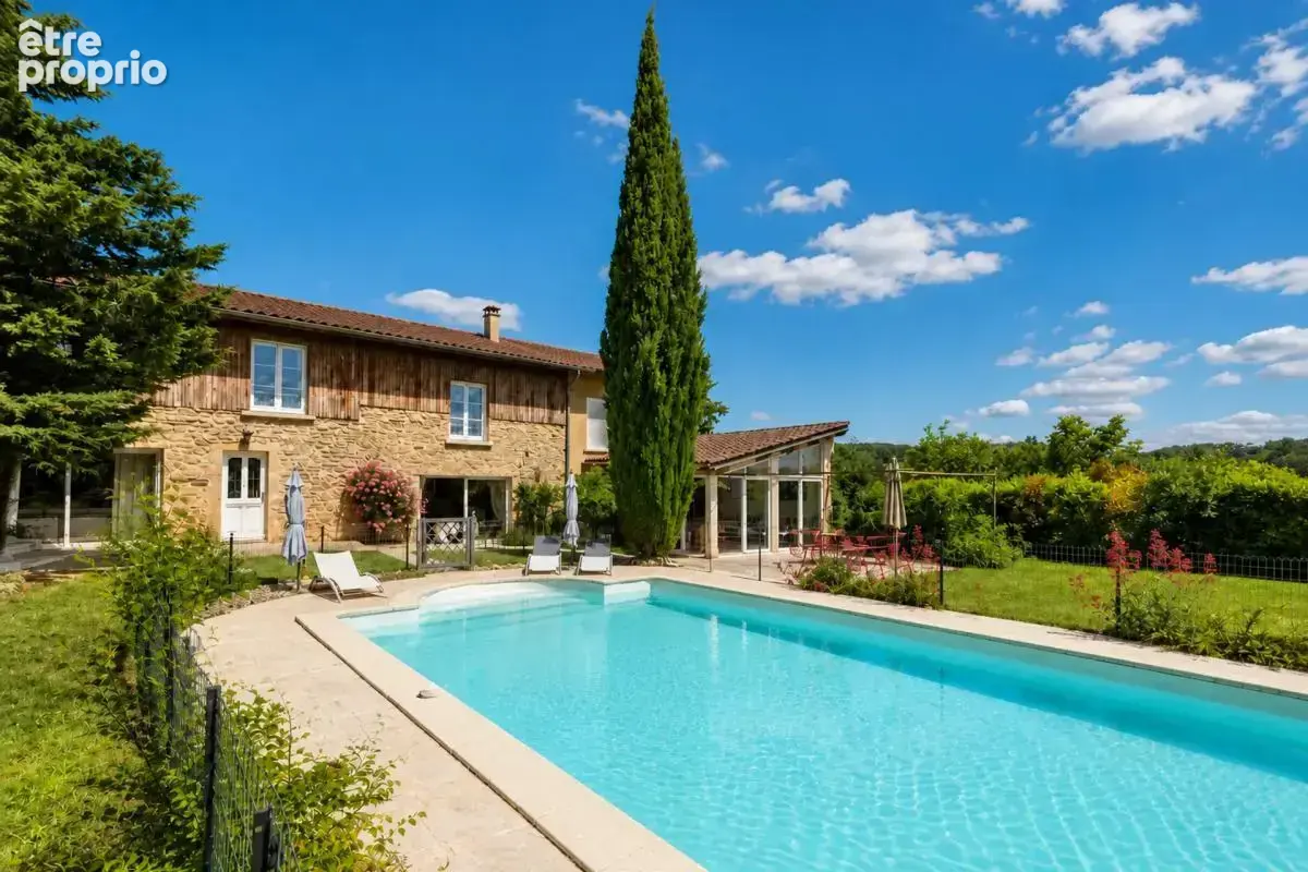 Maison de 8 pièces de 236 m² à Frontonas - photo 15