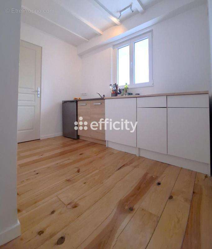 Maison 69 m² à Huriel  - photo 8