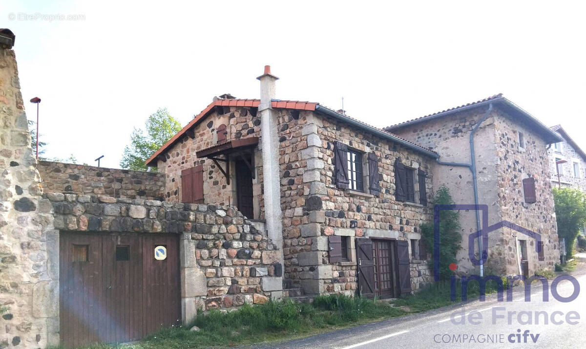 Maison à CHASPINHAC