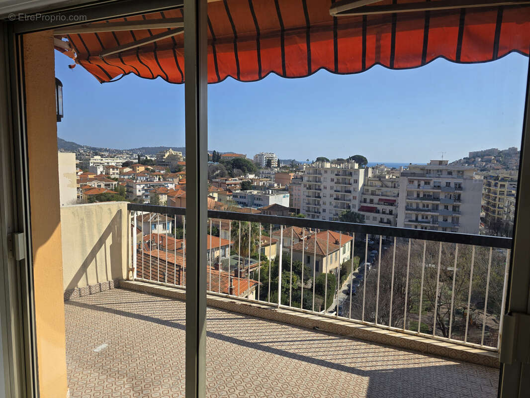 Nice st sylvestre - appartement 4p vue mer avec terrasse et cave - photo 2