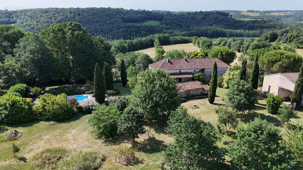 Maison à CASTELLA