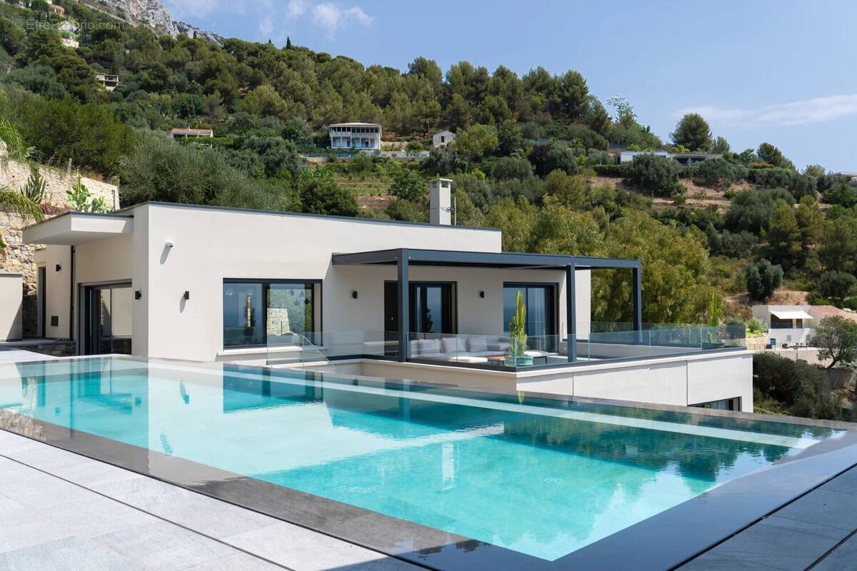 Photo Maison à Eze au prix de 5 800 000€