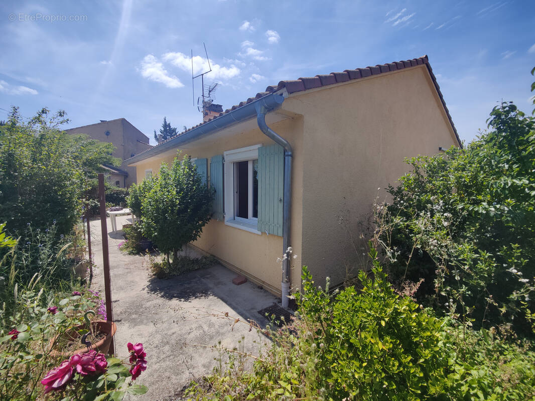 Maison à BELVEZE-DU-RAZES