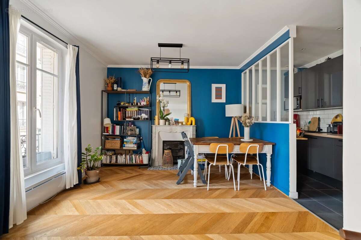 Appartement à LEVALLOIS-PERRET