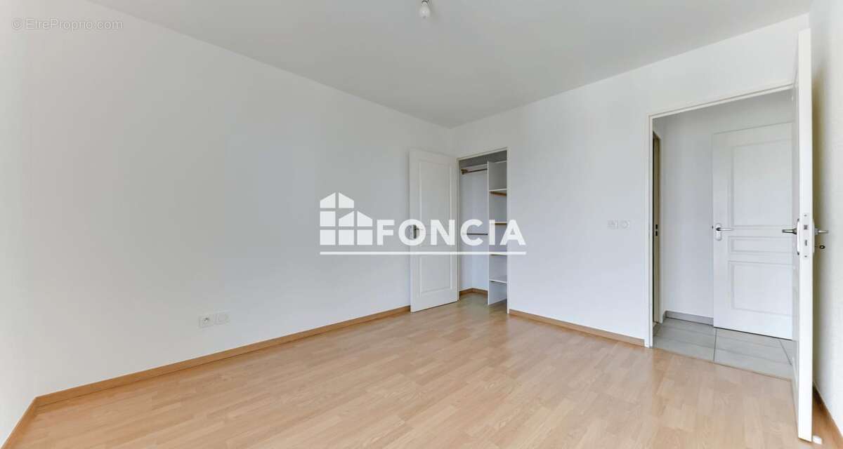 T2 lumineux avec garage à Lyon 8ème - photo 6