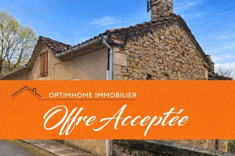 Maison à LARROQUE